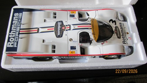 Minichamps 1983 porsche - 1:18,